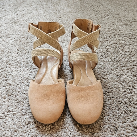 Born Breck Flats In Blush - Size 8 - Picture 1 of 9